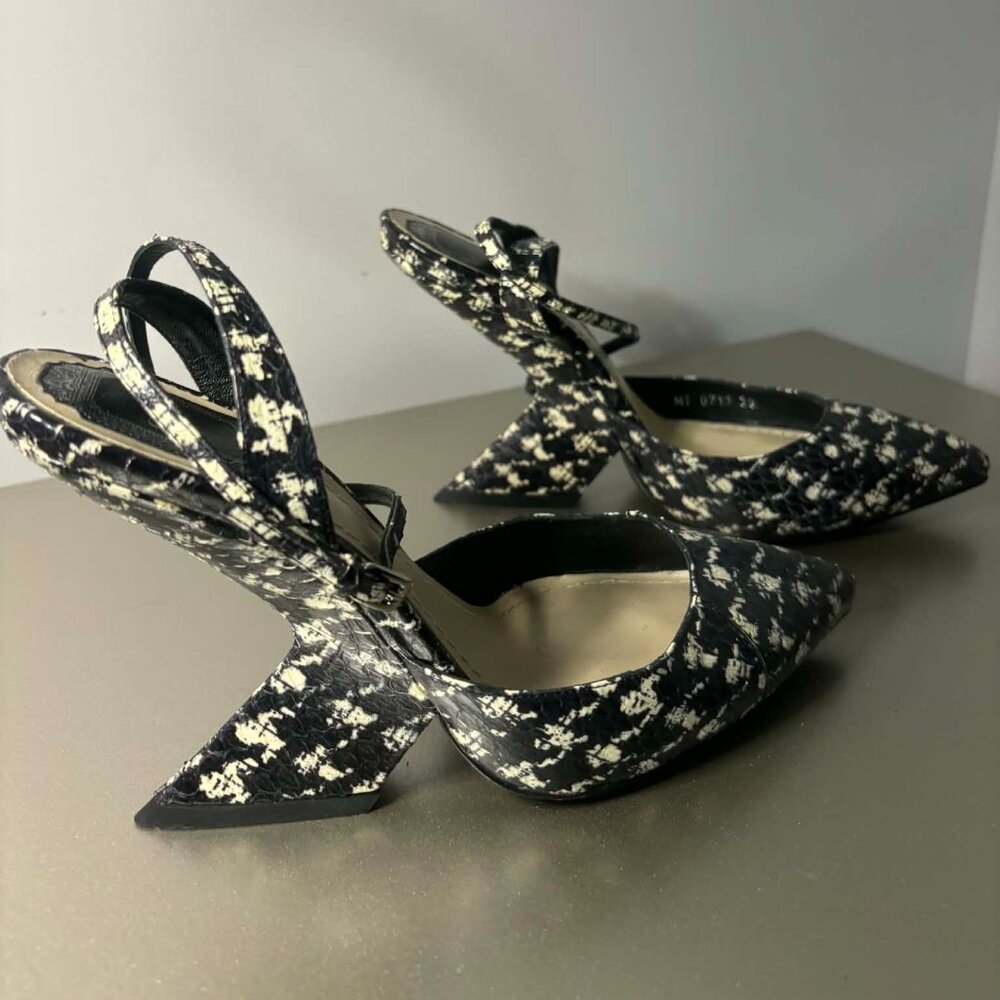 Christian Dior Salto Black & White Python Slingback Pumps